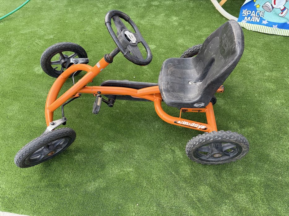 Vand Kart Berg cu pedale