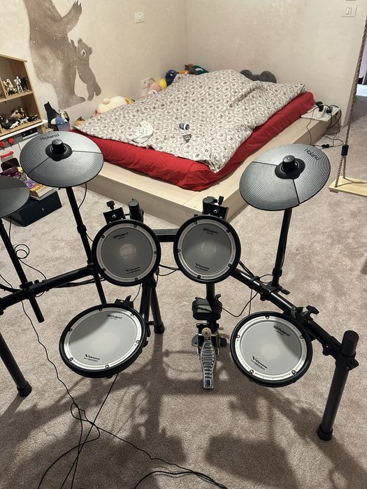 Roland TD-07DMK V-Drums Electronic Drum Kit – Excellent Condition