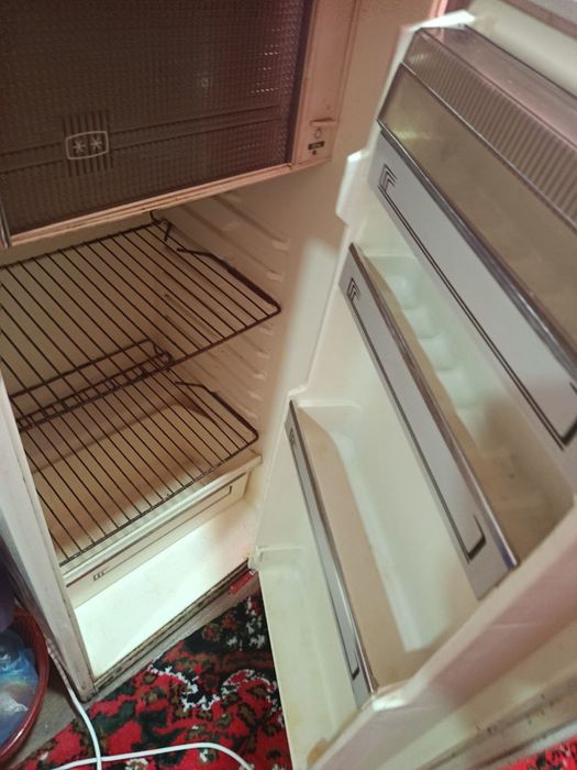 Саратов Холодильник сотилади