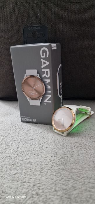 Garmin часовник.