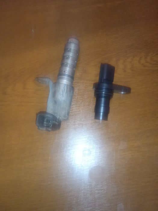 Датчик коленвала, клапанVVTi  ввти  Ниссан