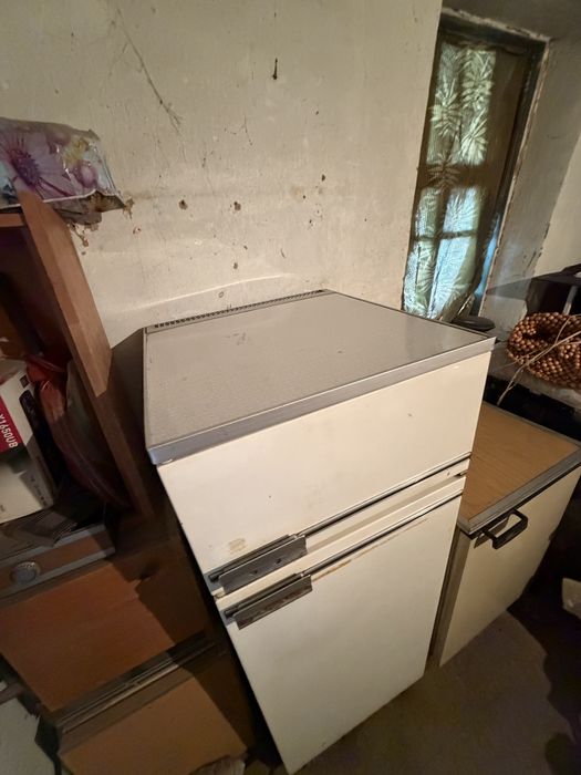 Холодильник двухкамерный