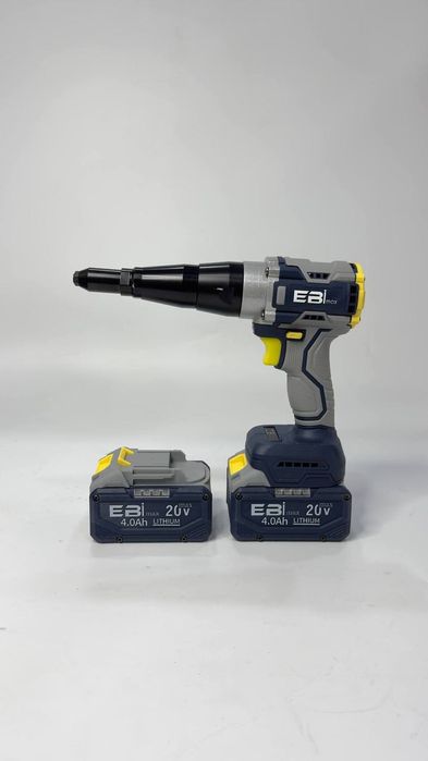 Аккумуляторная заклепка