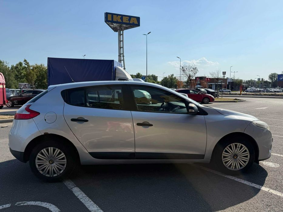 RENAULT Megane 2011 — imagine 4