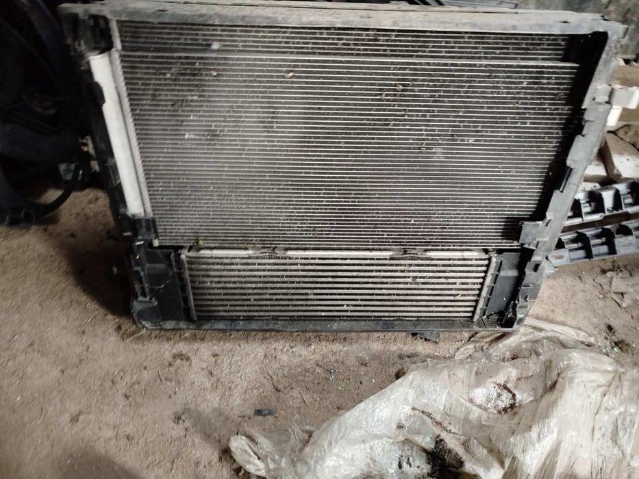 Пачка радиатори за бмв G20 G21 G22