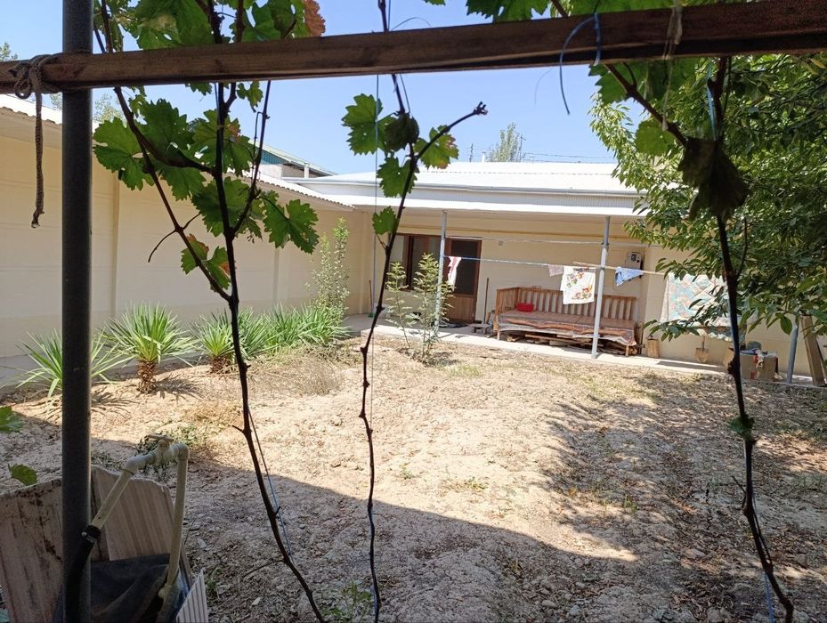 Ховли сотилади 4.5 соток