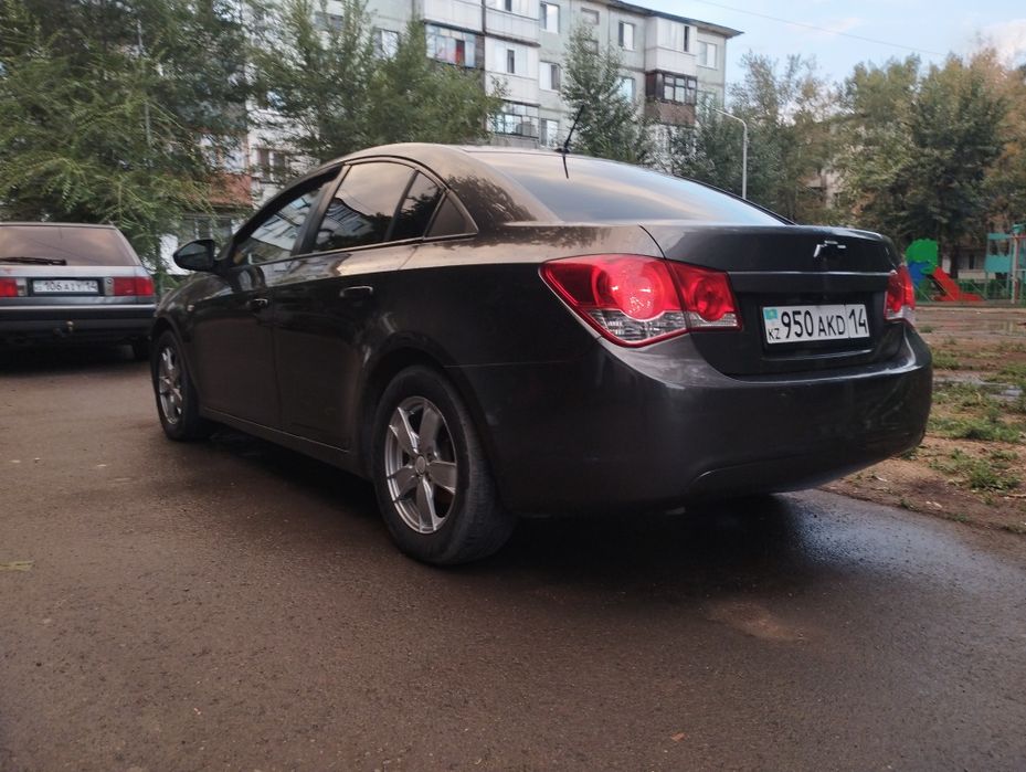 Продам Chevrolet Cruze