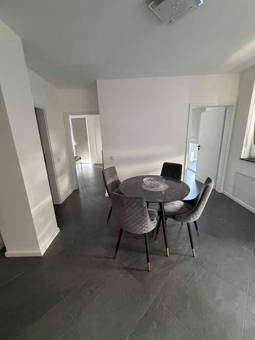 Apartament de vânzare