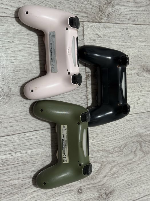 Джостики DUALSHOCK 4