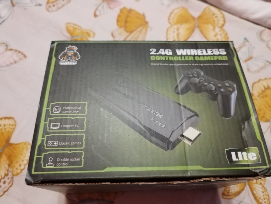 Игрова конзола с вградени игри