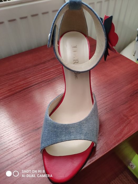 Бутикови дамски обувки Libra Shoes