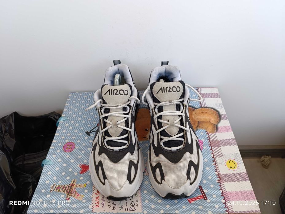 Nike Air Max 200''оригинални маратонки 44 номер