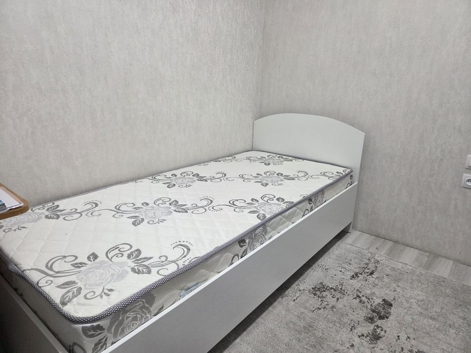 Кровать односпальная