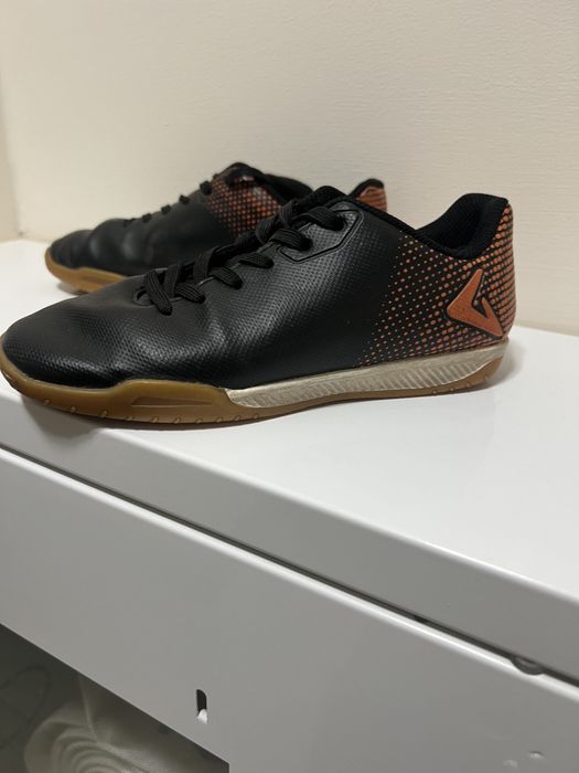 Кеды для футзала