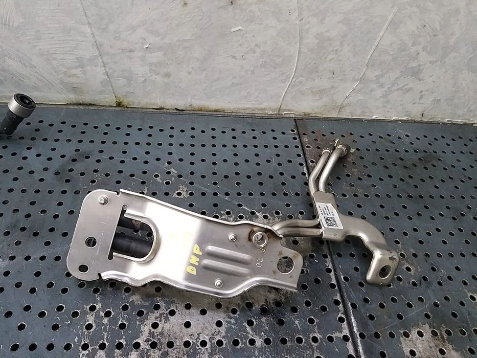 Senzor presiune combustibil 2.0 gti vw golf 8 06q131552f