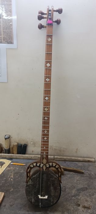 O'yma konsertniy rubob sotiladi