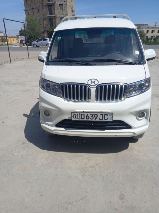 Shnrey T30 Qraska toza Shaharda haydalgan Ishga tayyor  mashina