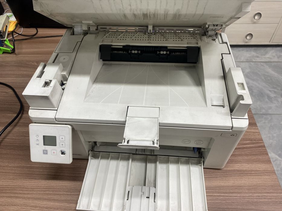Продается принтер HP