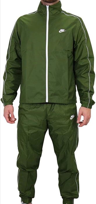 Nike Club Men's Woven Tracksuit