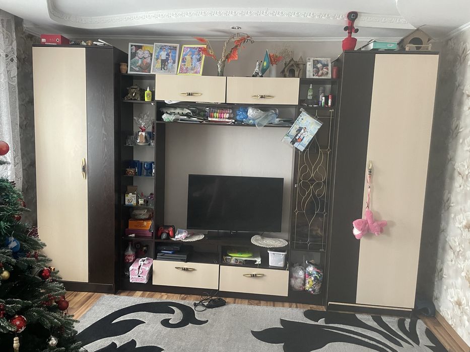 Продается Гостиная стенка срочно