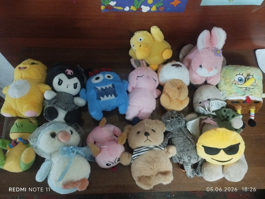 Продам игрушки. Чистые.