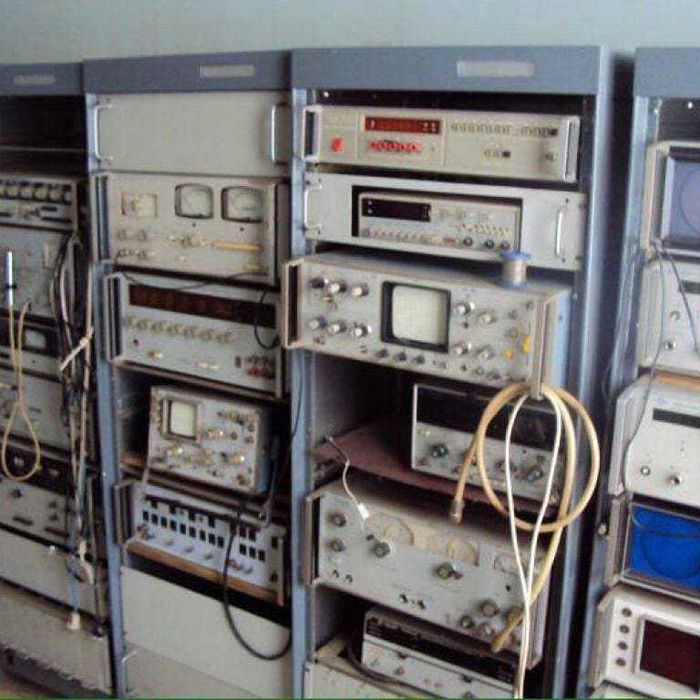 Радиодетали б/у  микросхемы,платы приборы СССР