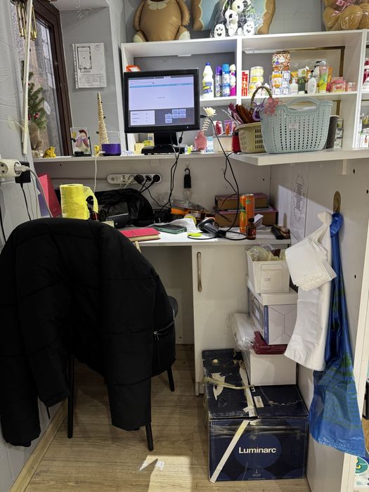 Ресепшн почти новый