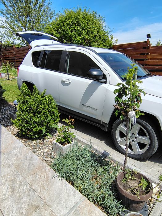 Jeep Compass  2012/ 4x4, variante cutie automata sau masina electrica