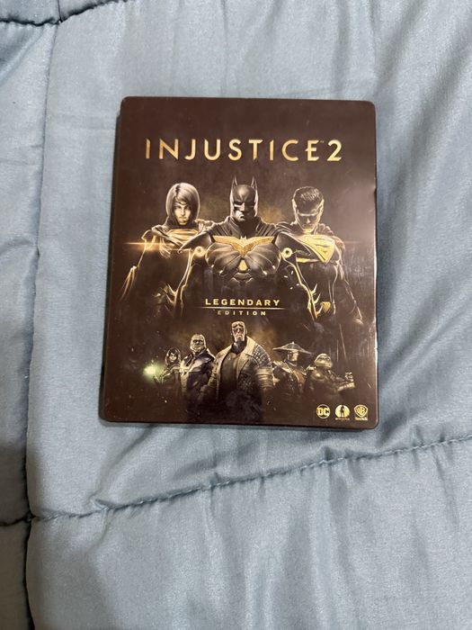 Vind fifa 14 pentru ps 4 si injustice2 pentru ps4