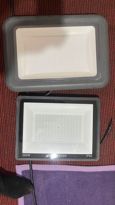 Прожектор 220 бу