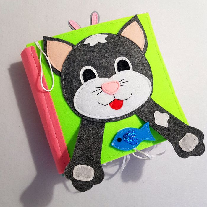 Carte fetru 20x20 cm 8 pagini