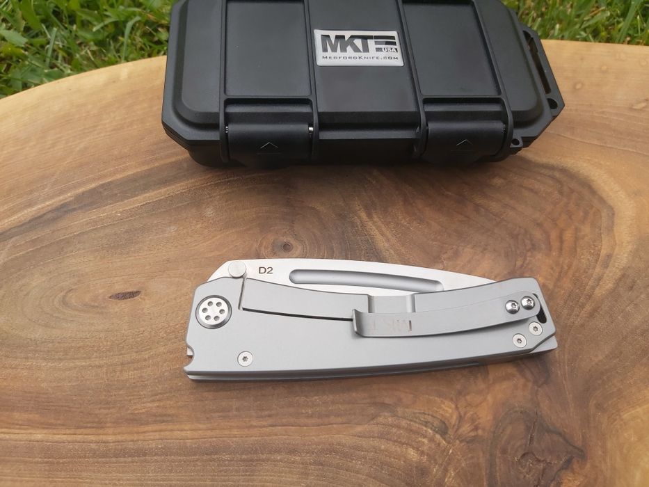 Масивен сгъваем нож MKT USA