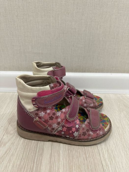 Продам ортопедическую обувь .