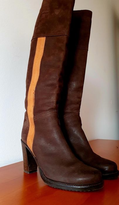 Cizme dama , piele intoarsa