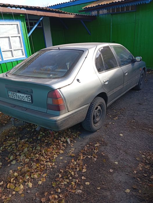Продам нисан примера р10