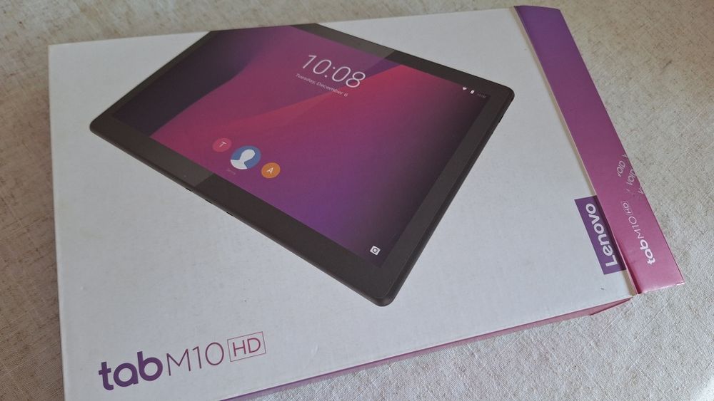 Tableta lenovo M10 HD
