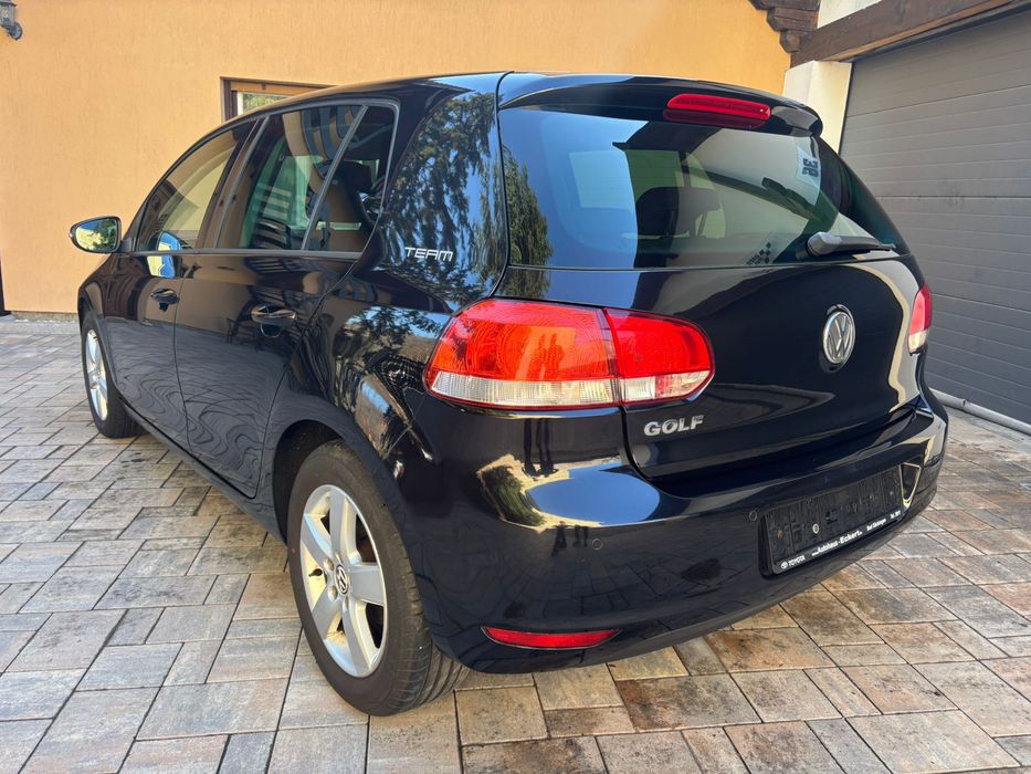 VOLKSWAGEN Golf 2011 — imagine 10