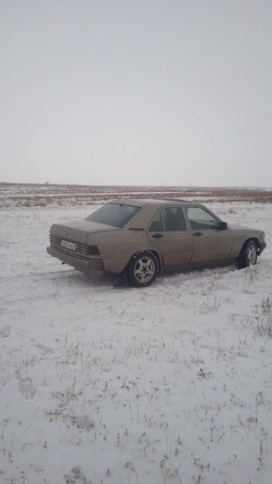 Мерседес 190 сатылады