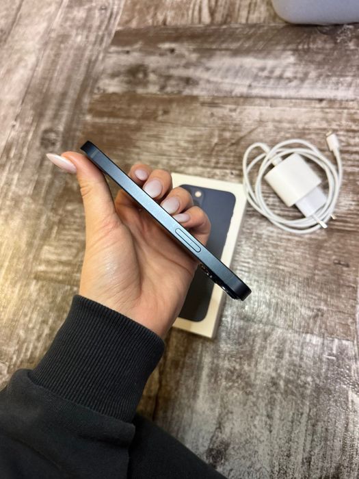 Продавам iPhone 13 mini 128GB