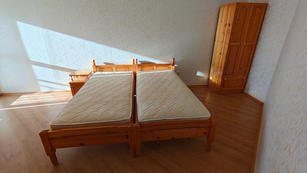 Спален комплект масив