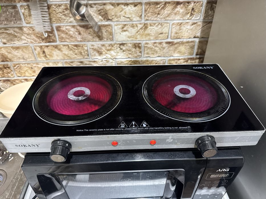 Продам плитку 2 конфорки