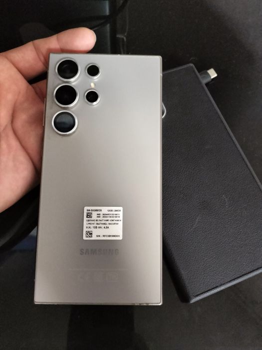 Продам Samsung s24 Ultra