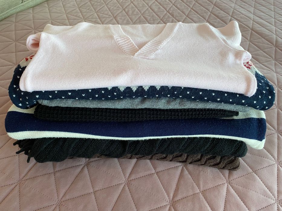 Пуловери плетени