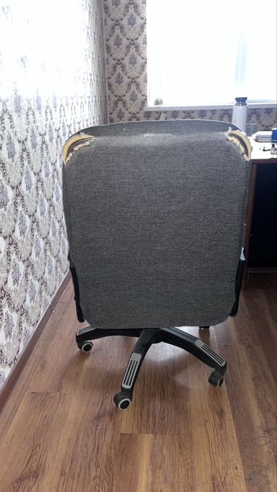 Офисный стол срочно!