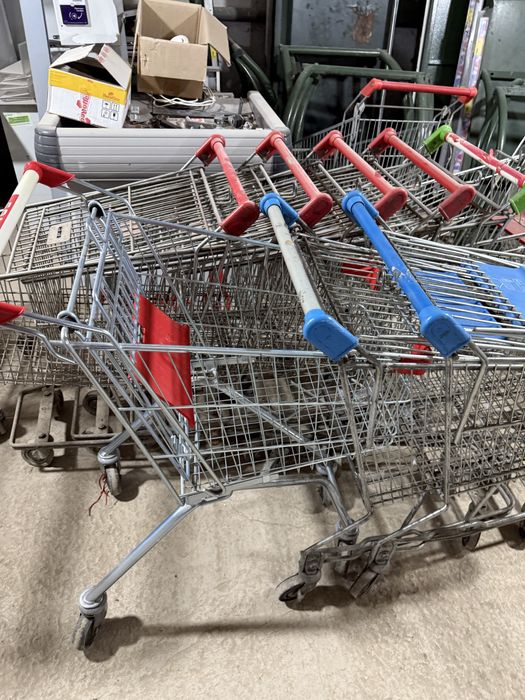 Тележки покупательские б/у