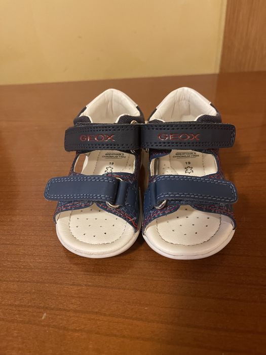 Бебешки сандали GEOX