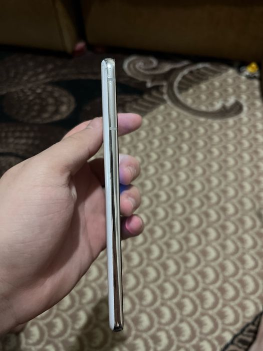 Samsung S21 5G продаю срочно