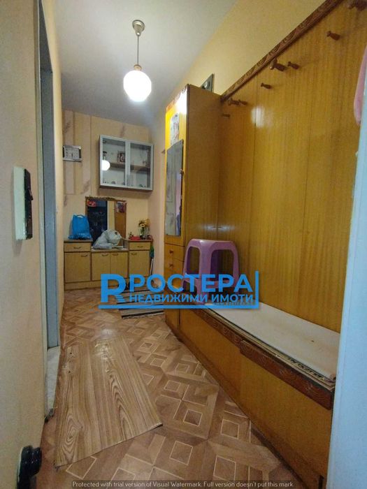 Продава се Двустаен апартамент в Търговище, Център - 65 кв.м за 326 €/кв.м - Снимка #14