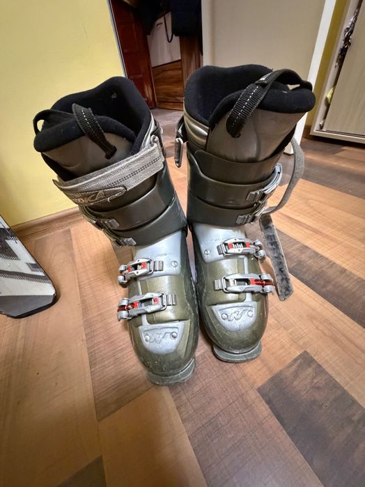 Мъжки ски със ски обувки
