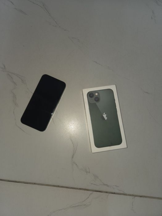 iphone 13 зелёного цвета